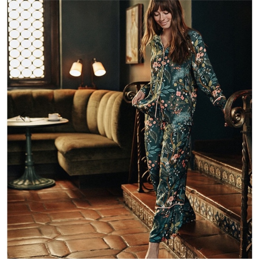 Rifle Paper Co. x Summersalt - The Cloud 9 Silky Pajama Set - Emerald Peacock